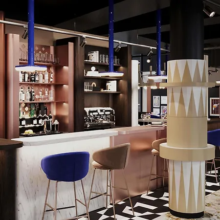 Tribe Paris Hotel *
