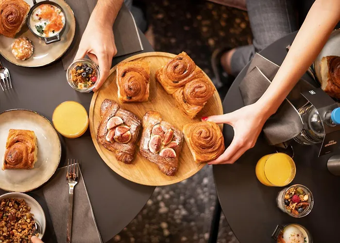 Tribe Paris Hotell Suresnes